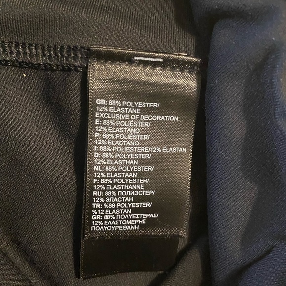 The North Face FlashDry capri leggings | Size Small - Picture 5 of 7